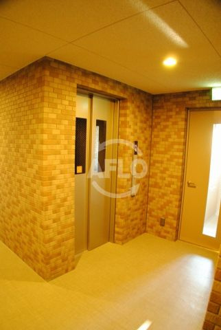 リーガル京町堀のその他共用部分|リーガル京町堀　エレベータホール