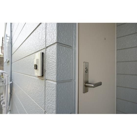 川崎市多摩区生田６丁目のアパートの玄関
