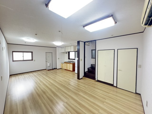 栄町３丁目１４８貸家の内装