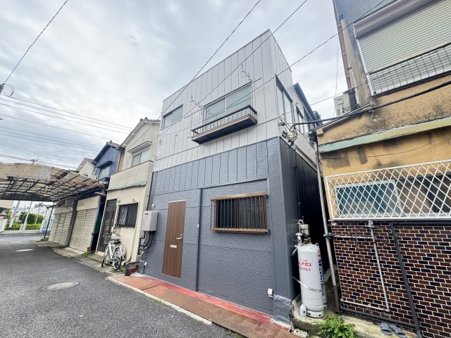 栄町３丁目１４８貸家