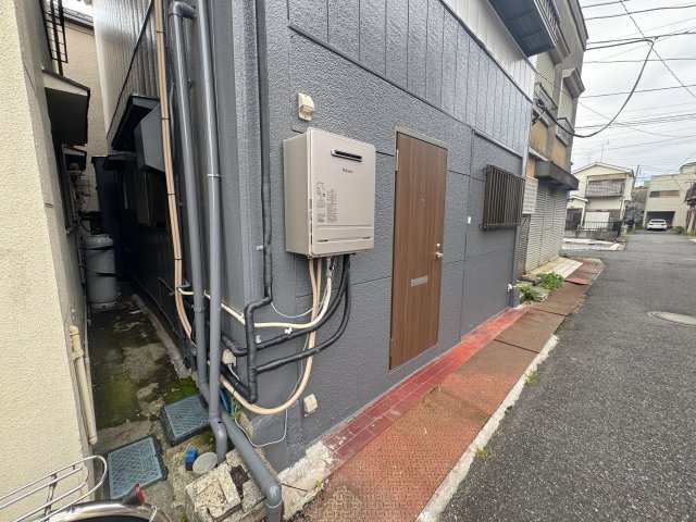 栄町３丁目１４８貸家のエントランス
