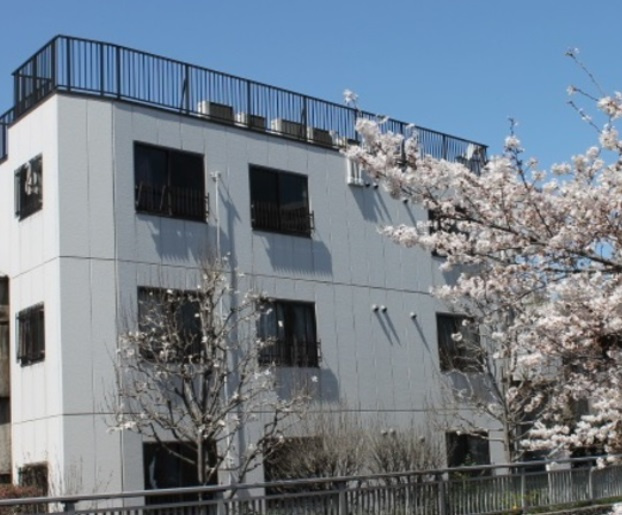 マンションかつらの外観