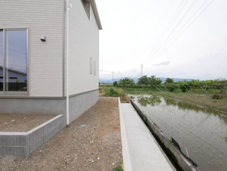 【周辺】 | 中央市井之口 新築戸建全2棟 2号棟 常永駅歩7分 車3台 | 敷地境界東側