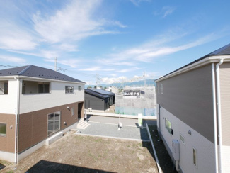 【展望】 | 中央市西花輪 新築戸建全4棟 1号棟 車並列3台 敷地70坪 | 二階から東側を望む