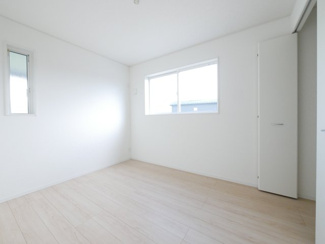 【収納】 | 中央市西花輪 新築戸建全4棟 4号棟 車並列3台 敷地93坪 | 【他現場の同仕様建物写真】