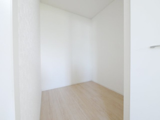 【収納】 | 中央市西花輪 新築戸建全4棟 4号棟 車並列3台 敷地93坪 | 【他現場の同仕様建物写真】
