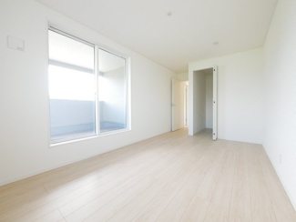 【キッチン】 | 中央市西花輪 新築戸建全4棟 4号棟 車並列3台 敷地93坪 | 【他現場の同仕様建物写真】