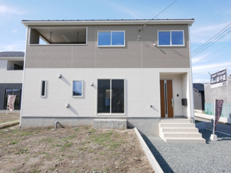 【外観】 | 中央市西花輪 新築戸建全4棟 3号棟 車並列3台 敷地82坪 | 耐震等級３