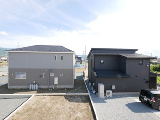 【展望】 | 中央市西花輪 新築戸建全4棟 3号棟 車並列3台 敷地82坪 | バルコニーより南側を望む