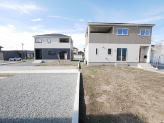 【周辺】 | 中央市西花輪 新築戸建全4棟 3号棟 車並列3台 敷地82坪 | 敷地西側境界