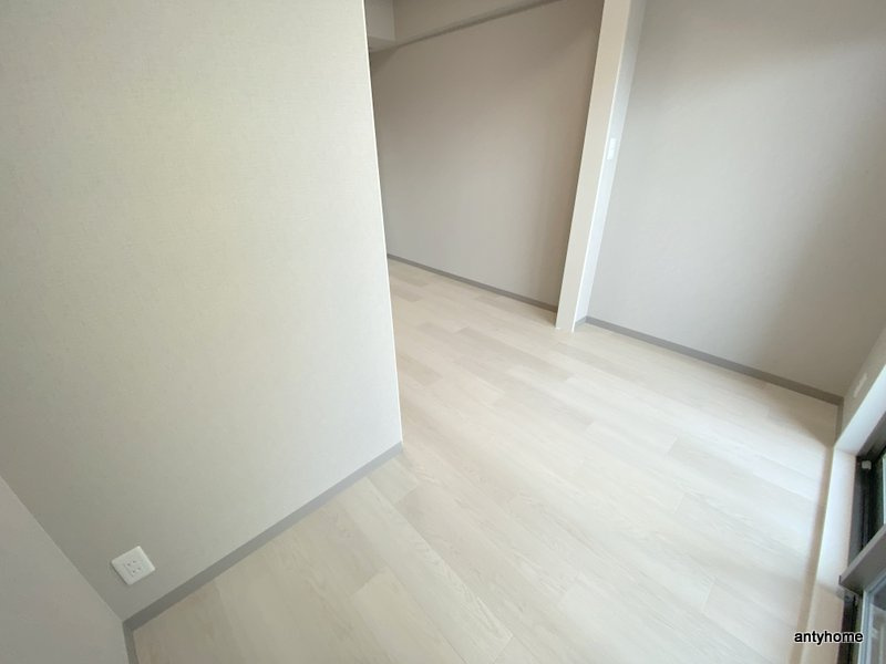 リヴェント難波サウス　仲介手数料無料の洋室