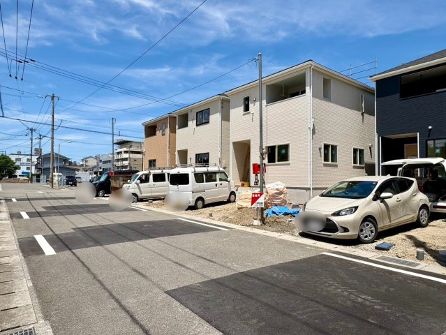「LDK19帖超」高知市南金田第1　3号棟の前面道路含む現地写真|5/9撮影
