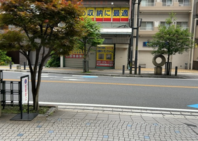 【展望】 | レクセルマンション本厚木 | 眺望を気にして物件を探す場合、前面に建物が建っていないか現地で確認しましょう！前面に建物があると景色はもちろん、日当たりや風通しにも影響が出てきます。住んだ時のことを想像しながら現地見学をしましょう。