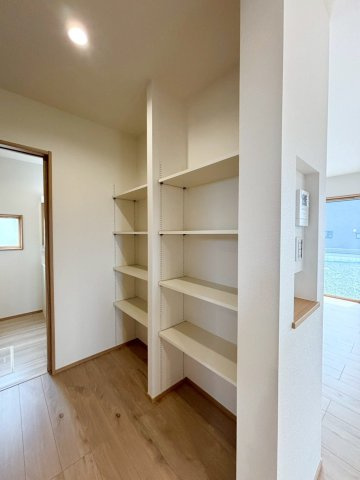 羽生市砂山第1期　新築一戸建て　ワイウッドコート05の収納