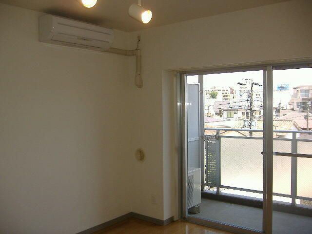 ビイルーム新宿