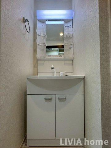 江戸川区東小岩６丁目のアパートの独立洗面台|同シリーズの参考写真です。実際の設備・内装は現況を優先とさせていただきます。