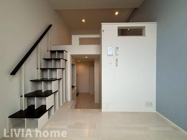 江戸川区東小岩６丁目のアパートの居間・リビング|同シリーズの参考写真です。実際の設備・内装は現況を優先とさせていただきます。