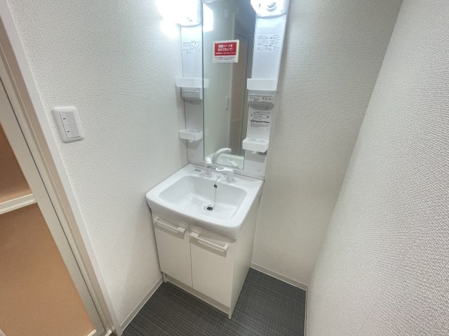 大阪市東淀川区淡路３丁目のマンション