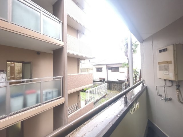 大阪市東淀川区淡路３丁目のマンション