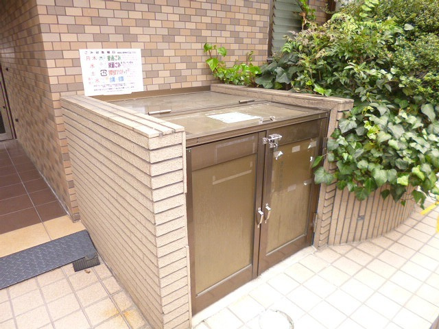 大阪市東淀川区淡路３丁目のマンション