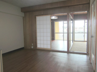 【居間・リビング】 | 守マンション | ※退去前の為、写真と現状が異なる場合がございます