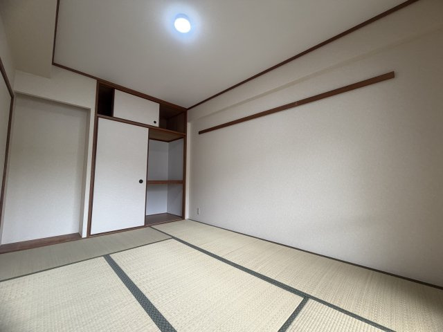 西舞子パークホームズ４号棟の和室