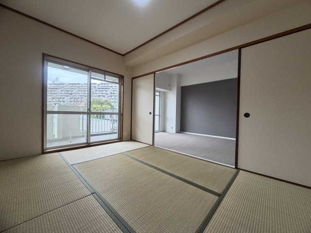 西舞子パークホームズ４号棟の和室