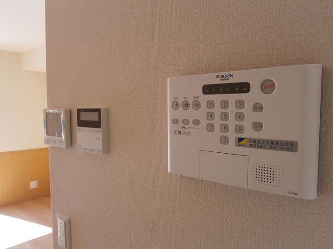 【セキュリティ】 | ウエスト ヴィレッジⅡ A棟 | Ａ108 ホームセキュリティ ＴＶインターホン