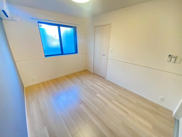 【洋室】 | エパヌィールさくら　Ⅰ | ※同タイプの写真となります。