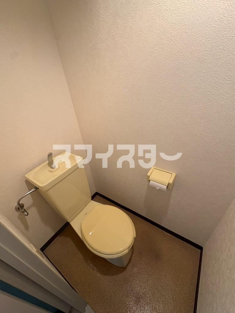 羽村市緑ヶ丘５丁目の賃貸マンションのトイレ
