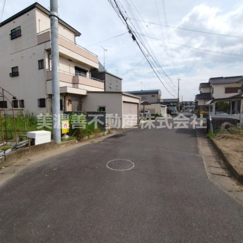 ６５５４２　岐阜市則武中１丁目土地の前面道路含む現地写真