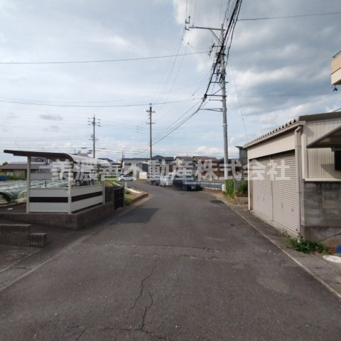 ６５５４２　岐阜市則武中１丁目土地の前面道路含む現地写真