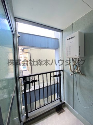 【設備】 | 　プチプルージュ | ※同タイプ別室の写真となります。
　設備内容や内装色調など相違がある場合は実際のお部屋の現状優先となります。