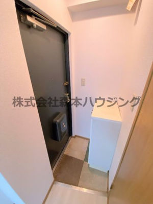 【収納】 | 　プチプルージュ | ※同タイプ別室の写真となります。
　設備内容や内装色調など相違がある場合は実際のお部屋の現状優先となります。