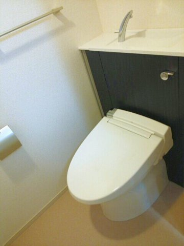 プログレＮεのトイレ|ゆったりとした空間のトイレです