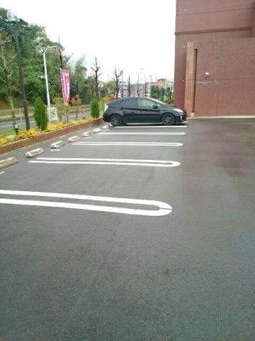 プログレＮεの駐車場|駐車場があります