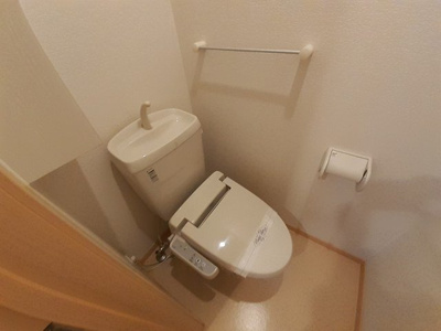 【トイレ】 | プラスドサンテ・トロワ | トイレもきれいです