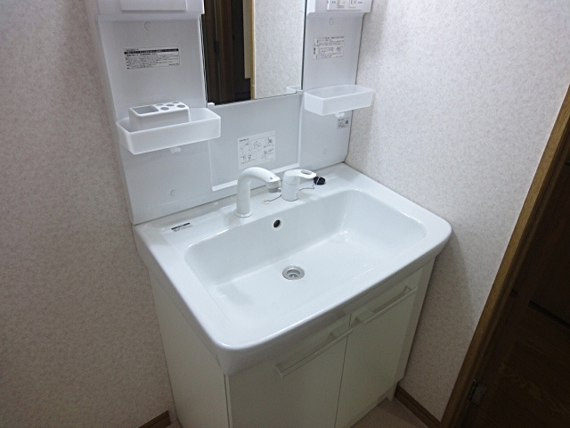 甚樹園マンション弐番館の洗面所
