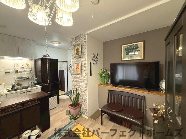 【居間・リビング】の画像