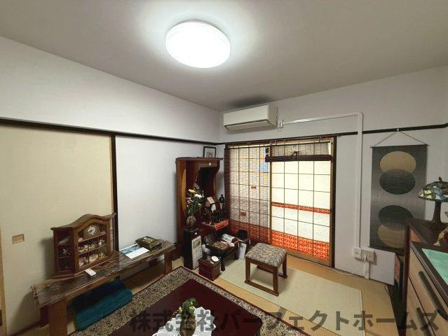 【居間・リビング】の画像