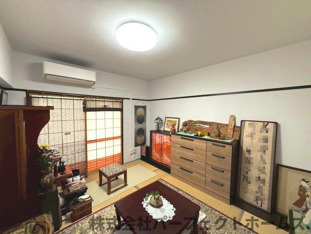 【居間・リビング】の画像