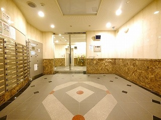 グリフィン川崎西口シティプラザのエントランス