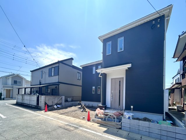 【新築戸建】高崎市石原町01期　の外観|■外観|シンプルで洗練されたデザインは住まう人の色に染まり、個性を映し出します♪本日見学可能(*＾＾*)