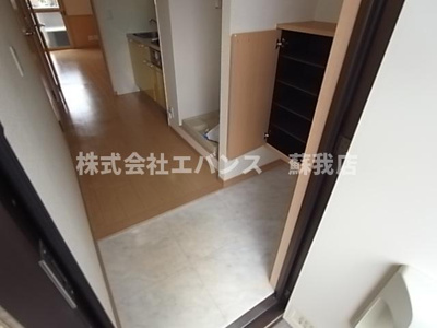  | モナリエ港