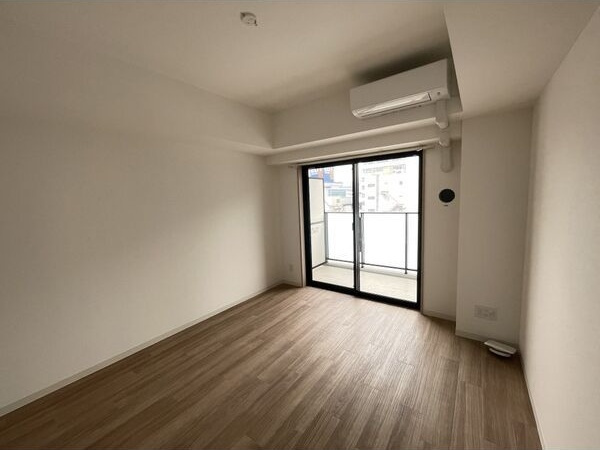 PURE RESIDENCE 名駅南の寝室