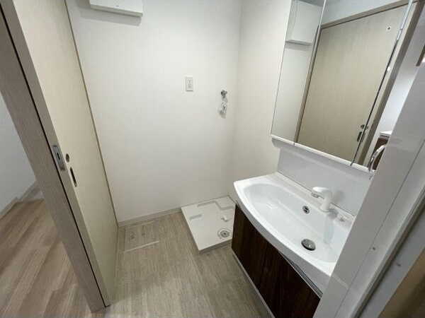 PURE RESIDENCE 名駅南の洗面所