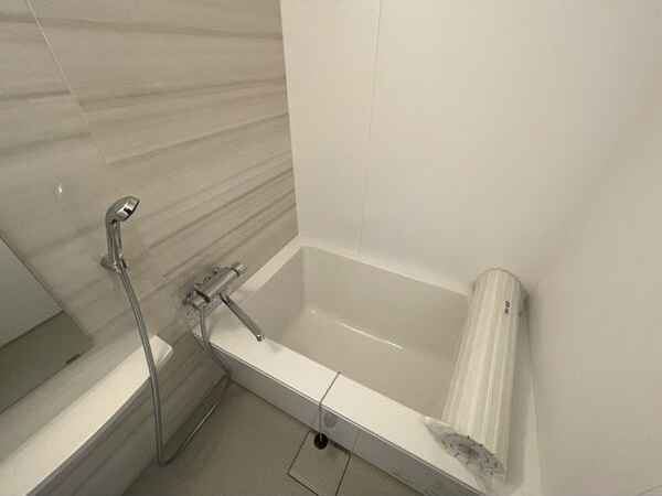 PURE RESIDENCE 名駅南の浴室