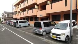 【駐車場】 | ベルエアーガーデン