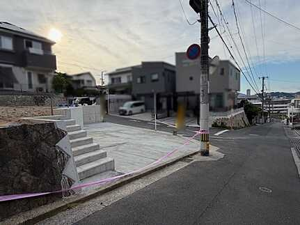 南区本浦町の前面道路含む現地写真