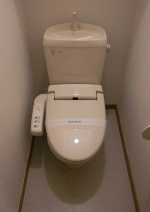 レオパレスCIELのトイレ